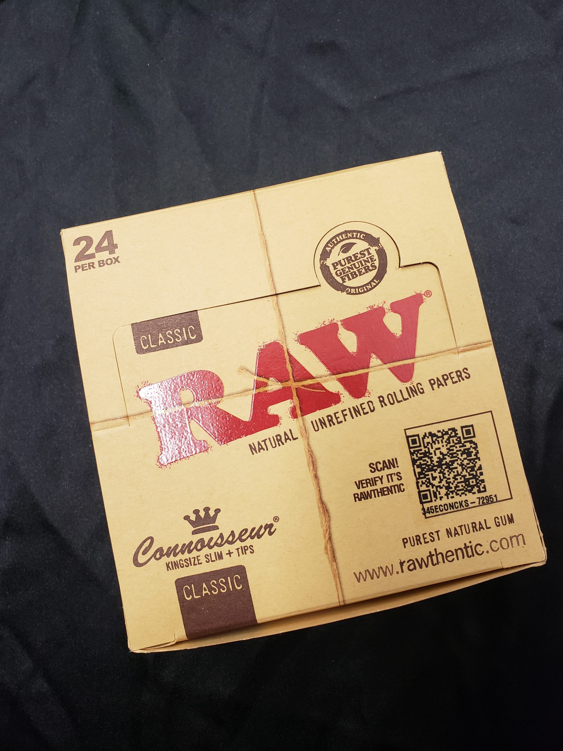 Richi Wholesale Distributor | New York City, Queens, Brooklyn, Long Island | - Rolling Paper & Wraps RawConnoisseur-kingsizeSlim+Tip Image